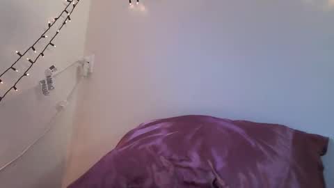 Snapshot of zoomrabbit chatting on 02-24-26, 01:31 zoomrabbit 3 online show from 02-24-26, 01:31