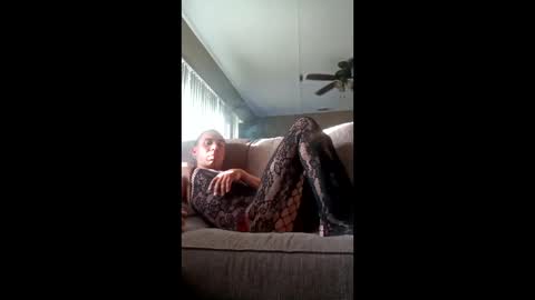 zooroxxx101 online show from 04-19-26, 02:27