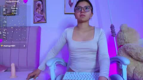 Zoe online show from 03-10-26, 12:10