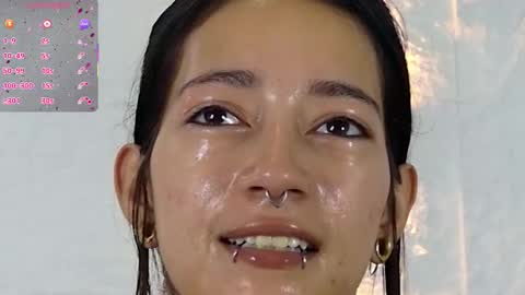 Violeta online show from 11-25-25, 11:54