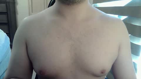 Snapshot of zorrito_himbo chatting on 05-10-26, 07:19 Himbo fox online show from 05-10-26, 07:19