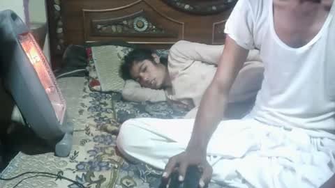 zoyakhan803 online show from 02-18-25, 09:31