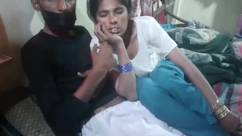 zoyakhan803 online show from 03-02-25, 09:22