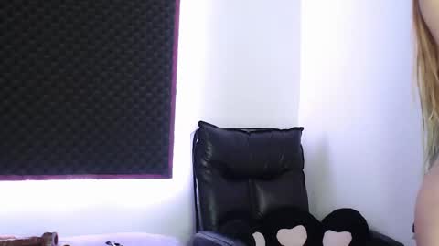 zpzphot online show from 10-25-25, 01:40