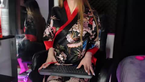 zpzphot online show from 11-20-25, 07:02