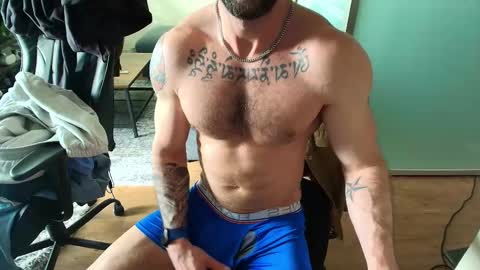 Snapshot of zuko_zen69 chatting on 03-28-26, 04:06 Zuko online show from 03-28-26, 04:06