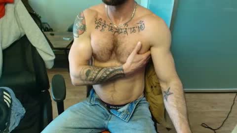 Snapshot of zuko_zen69 chatting on 04-01-26, 11:57 Zuko online show from 04-01-26, 11:57