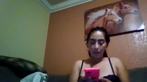 zully_333 online show from 12-02-25, 03:45