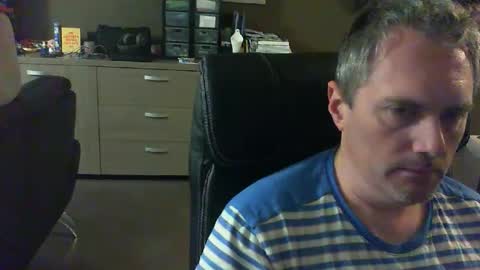 Snapshot of zultem chatting on 05-05-26, 03:47 zultem online show from 05-05-26, 03:47