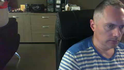 Snapshot of zultem chatting on 05-19-26, 03:57 zultem online show from 05-19-26, 03:57
