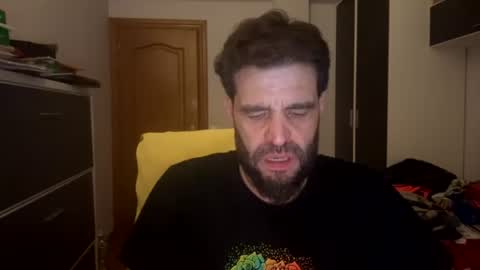 Snapshot of zurdineno chatting on 07-04-26, 04:18 zurdineno online show from 07-04-26, 04:18
