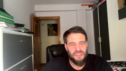 Snapshot of zurdineno chatting on 07-07-26, 02:21 zurdineno online show from 07-07-26, 02:21
