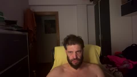Snapshot of zurdineno chatting on 07-16-26, 02:17 zurdineno online show from 07-16-26, 02:17