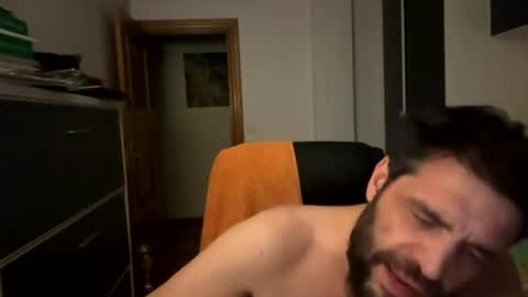 Snapshot of zurdineno chatting on 07-17-26, 11:09 zurdineno online show from 07-17-26, 11:09