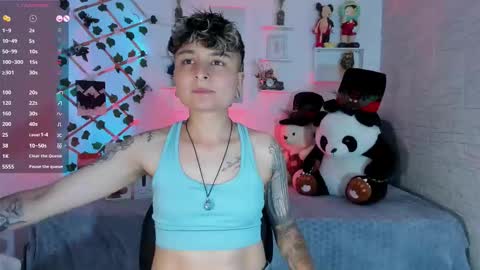 Snapshot of zuryramirez_ chatting on 10-10-25, 09:36 Zury Ramirez online show from 10-10-25, 09:36