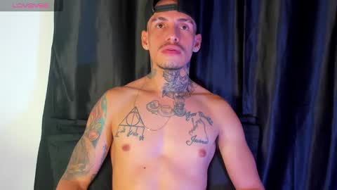 Snapshot of zyongarcia2020 chatting on 12-01-24, 04:29 zyon garcia online show from 12-01-24, 04:29