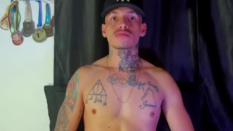 Snapshot of zyongarcia2020 chatting on 12-28-24, 09:52 zyon garcia online show from 12-28-24, 09:52