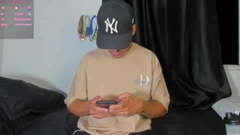 Snapshot of zyongarcia2020 chatting on 11-18-25, 12:49 zyon garcia online show from 11-18-25, 12:49