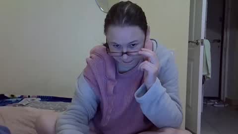 Zyuhre online show from 11-19-25, 11:32