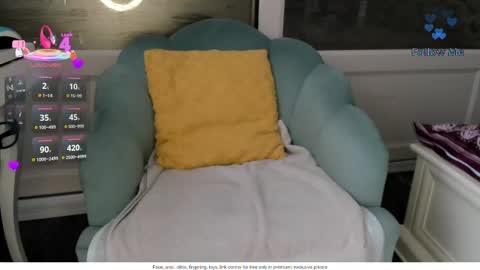 Snapshot of zzzbutterflyxxx chatting on 05-24-26, 09:25 Miss Carla online show from 05-24-26, 09:25