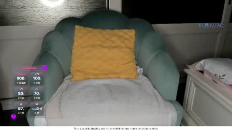 Snapshot of zzzbutterflyxxx chatting on 07-20-26, 12:18 Miss Carla online show from 07-20-26, 12:18