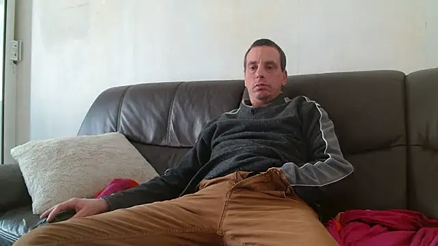 cloupefun online show from 10-19-25, 01:56