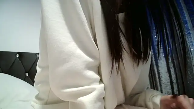 AaliyahLux online show from 11-30-25, 02:21