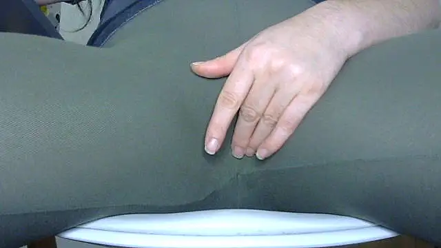 Squirtlady38 online show from 11-09-25, 12:42