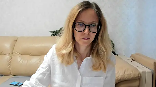 angelmommu online show from 01-30-25, 07:29