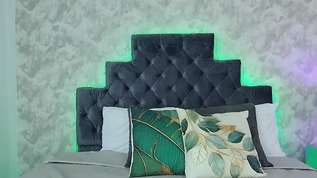 elizabeth coleman online show from 04-15-26, 08:42