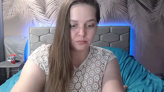 Snapshot of uliastar chatting on 01-15-25, 04:11 uliastar online show from 01-15-25, 04:11