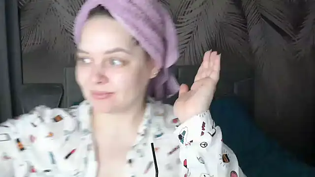 Snapshot of uliastar chatting on 01-27-25, 07:14 uliastar online show from 01-27-25, 07:14