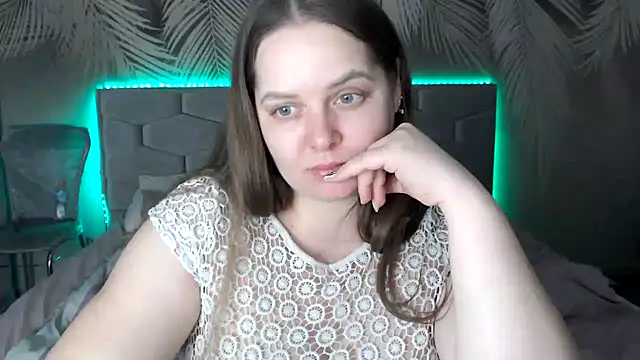 Snapshot of uliastar chatting on 02-05-25, 03:52 uliastar online show from 02-05-25, 03:52