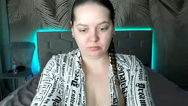 Snapshot of uliastar chatting on 02-07-25, 05:41 uliastar online show from 02-07-25, 05:41