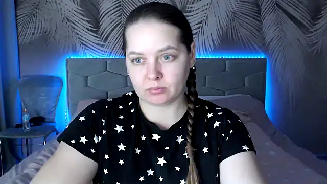 Snapshot of uliastar chatting on 02-07-25, 02:37 uliastar online show from 02-07-25, 02:37