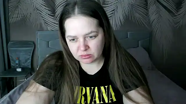 Snapshot of uliastar chatting on 02-11-25, 07:12 uliastar online show from 02-11-25, 07:12