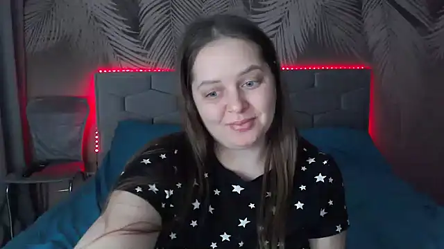 Snapshot of uliastar chatting on 02-15-25, 01:16 uliastar online show from 02-15-25, 01:16