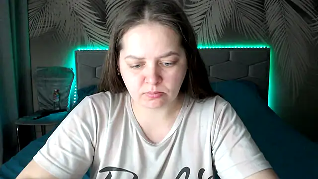 Snapshot of uliastar chatting on 02-17-25, 06:09 uliastar online show from 02-17-25, 06:09