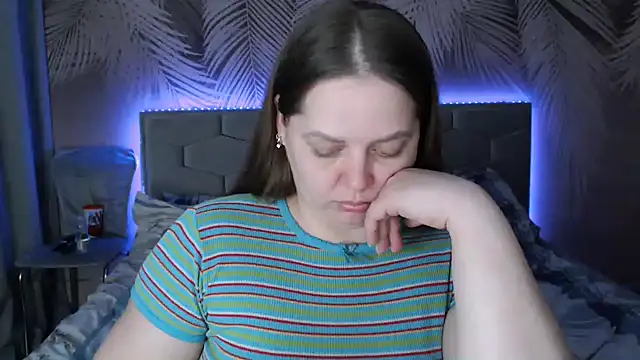 Snapshot of uliastar chatting on 02-28-25, 04:10 uliastar online show from 02-28-25, 04:10