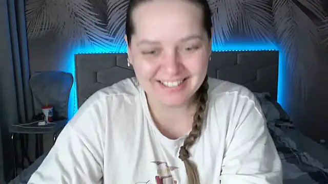 Snapshot of uliastar chatting on 03-03-25, 08:27 uliastar online show from 03-03-25, 08:27