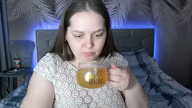 Snapshot of uliastar chatting on 03-04-25, 01:06 uliastar online show from 03-04-25, 01:06