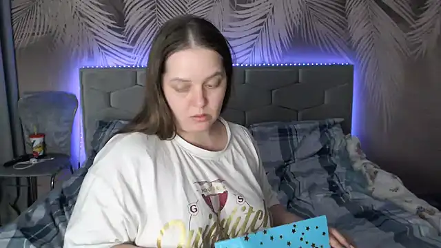 Snapshot of uliastar chatting on 03-04-25, 04:09 uliastar online show from 03-04-25, 04:09