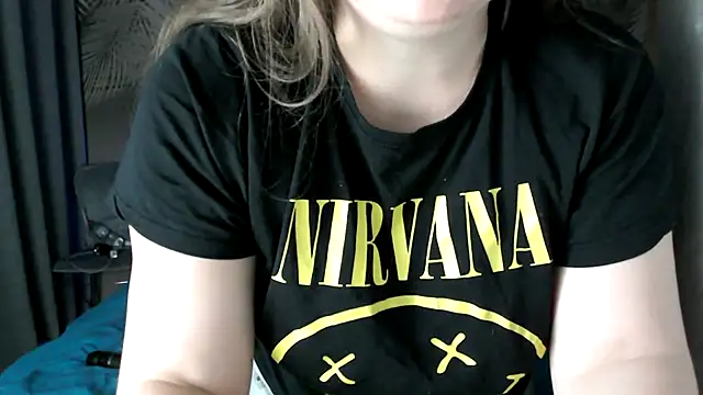 Snapshot of uliastar chatting on 11-26-25, 08:26 uliastar online show from 11-26-25, 08:26