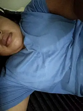 Snapshot of FerLu8 chatting on 10-17-25, 03:10 FerLu8 online show from 10-17-25, 03:10