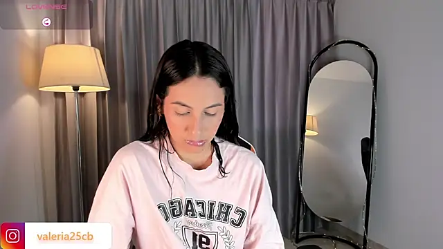 valeriia25  online show from 12-18-24, 08:14