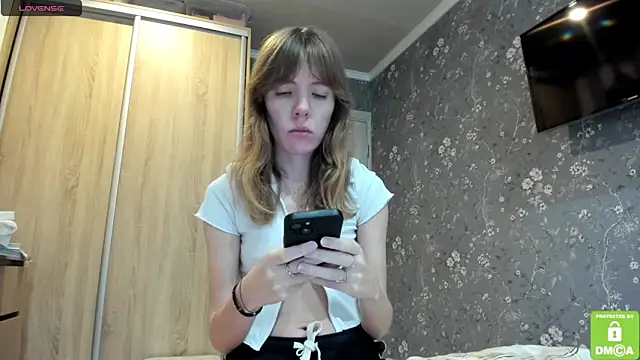 Snapshot of Kalisee_ chatting on 11-21-25, 09:08 Kalisee online show from 11-21-25, 09:08