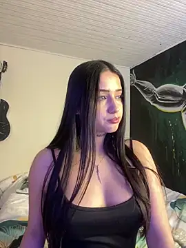 Snapshot of Hott_Hanna chatting on 03-16-25, 05:36 Hott Hanna online show from 03-16-25, 05:36