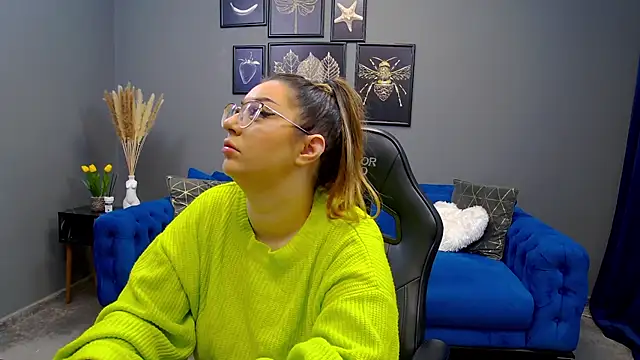 Katewalker  online show from 01-23-25, 06:14