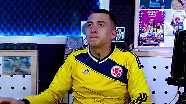 Darko0717 online show from 03-20-25, 02:42