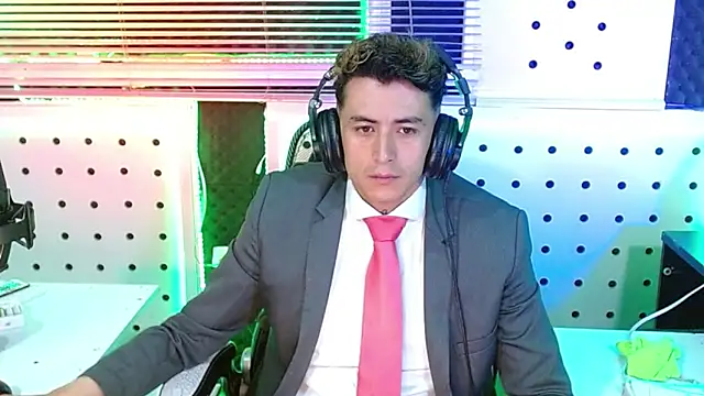 Darko0717 online show from 11-22-25, 01:10